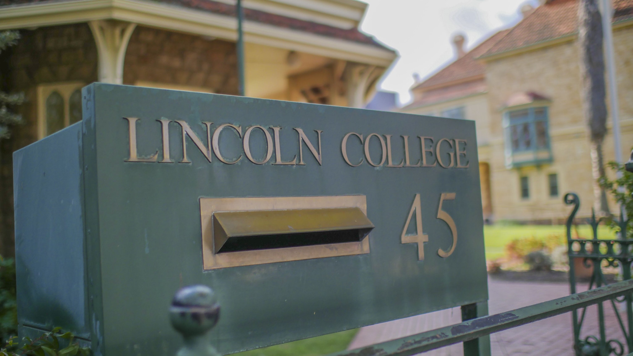 Lincoln College - Accommodation Cooktown