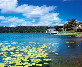 Lake Barrine Crater Lakes National Park - Accommodation Cooktown